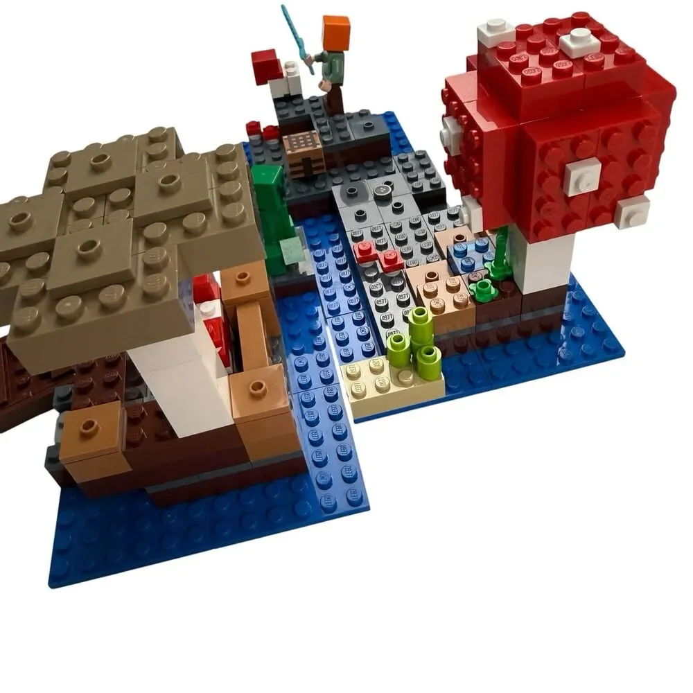 LEGO 21129 Minecraft The Mushroom Island Complete With Manual - No Box